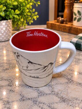 🍁 Tim Hortons 2018 Limited Edition Winter Sports Collectible Mug 🍁
